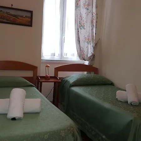 San Michele A Porta Pia Bed & Breakfast Roma