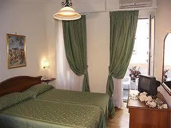 Frühstückspension San Michele A Porta Pia 3*
